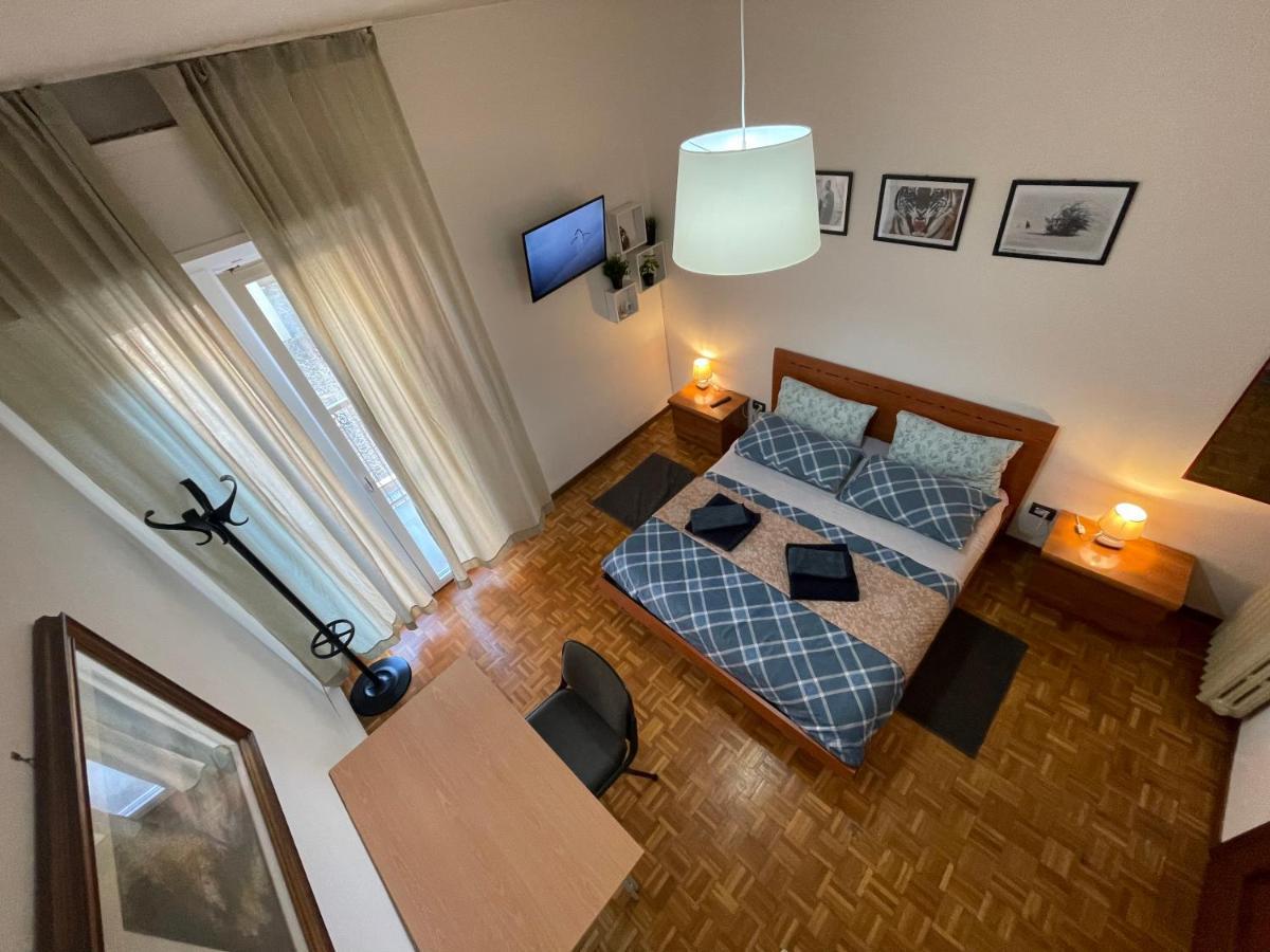 Eva Capital Guest House Modena Esterno foto
